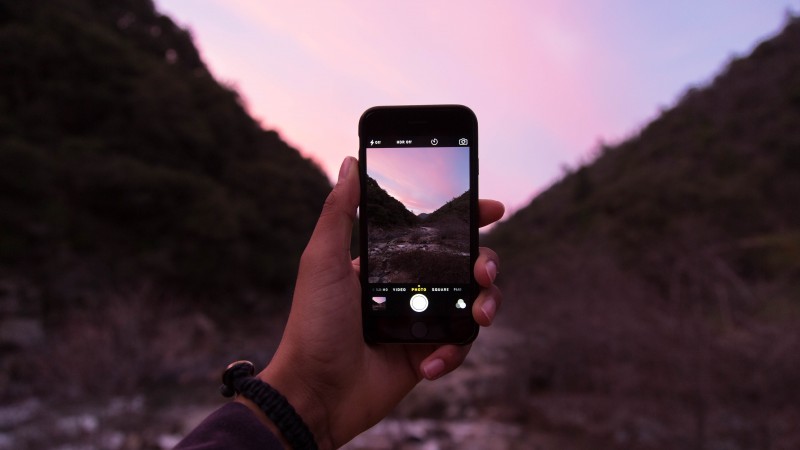 Read article: 7 Design Hacks for Better Instagram Pictures